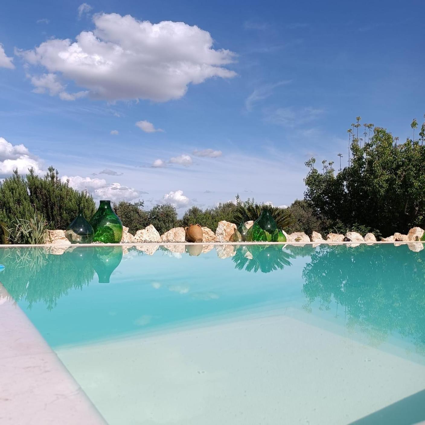 Trullo Il Melograno Guest House Ostuni Bagian luar foto