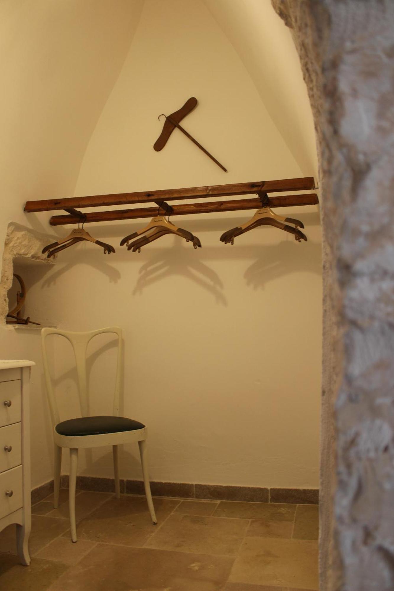 Trullo Il Melograno Guest House Ostuni Bagian luar foto